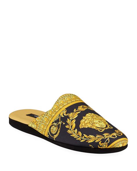 versace robe slippers